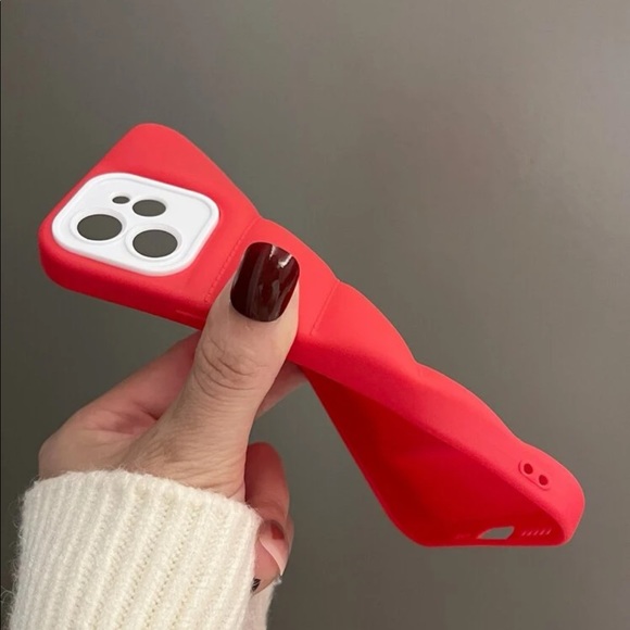 Chic Red Puffer iPhone Case New Multiple Sizes - Picture 3 of 4